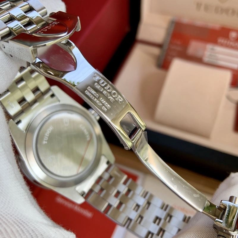 TUDOR Watches TimelessDesign 204113