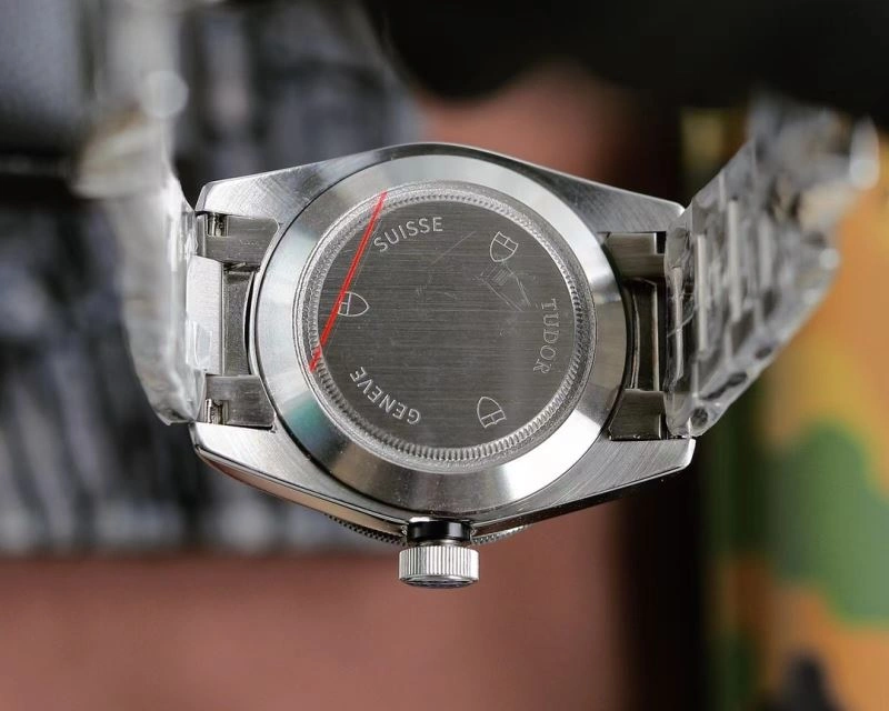 ZipUp TUDOR Watches 204150