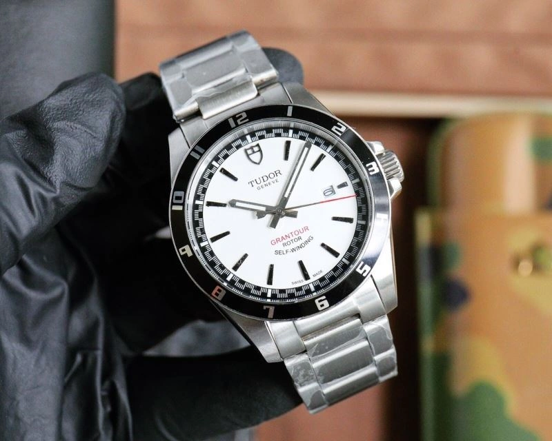 Lightweight TUDOR Watches 204134