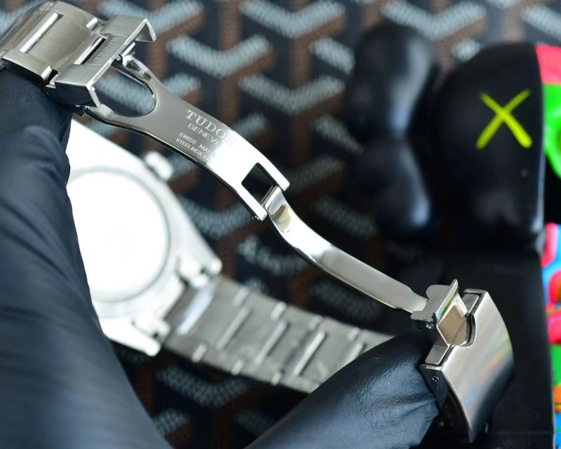 Cozy TUDOR Watches 204130