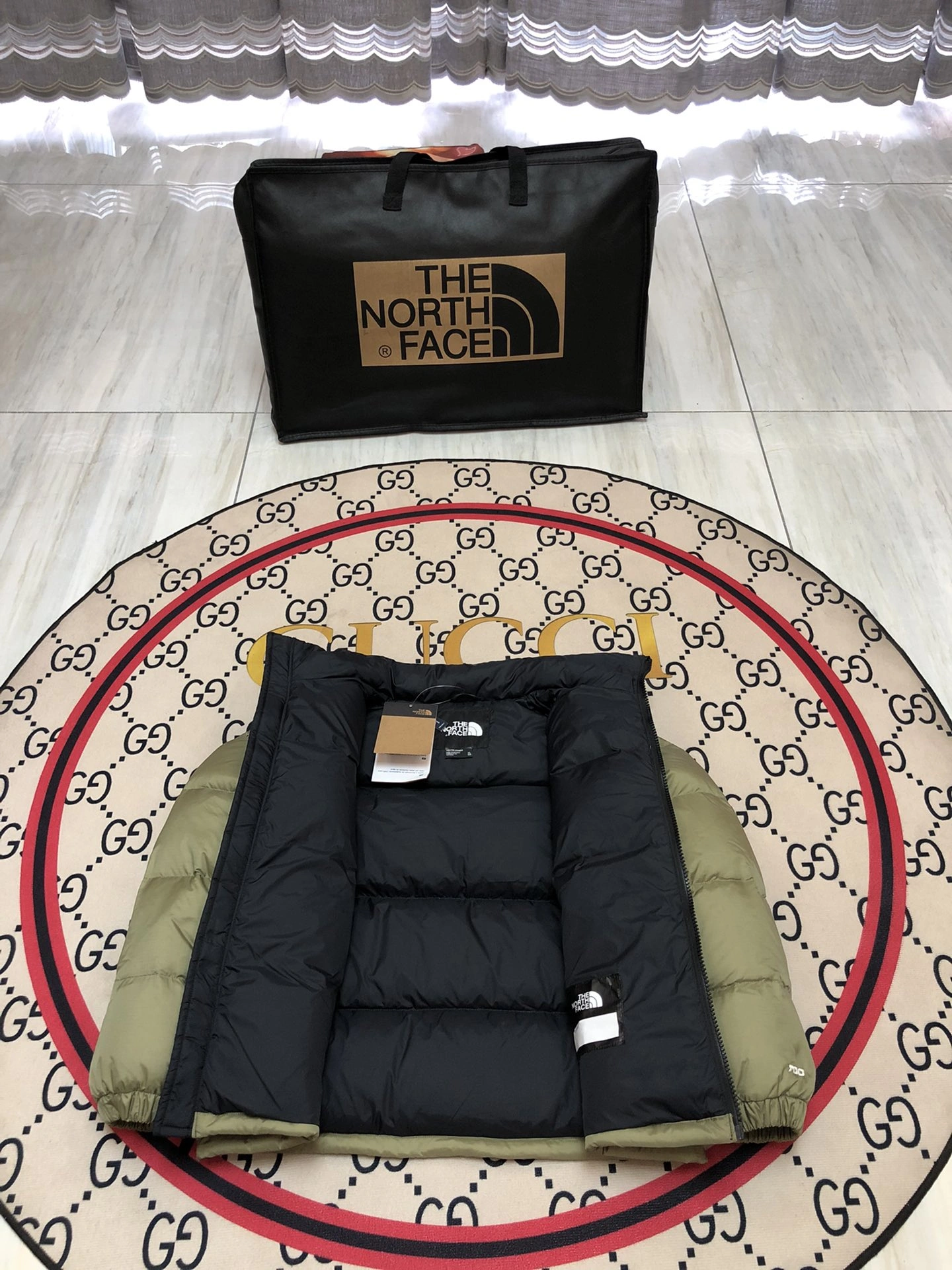 RelaxedFit The North Face Down Jackets 173243