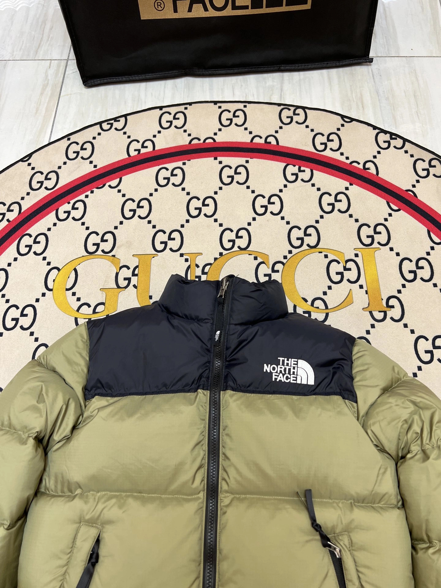 RelaxedFit The North Face Down Jackets 173243