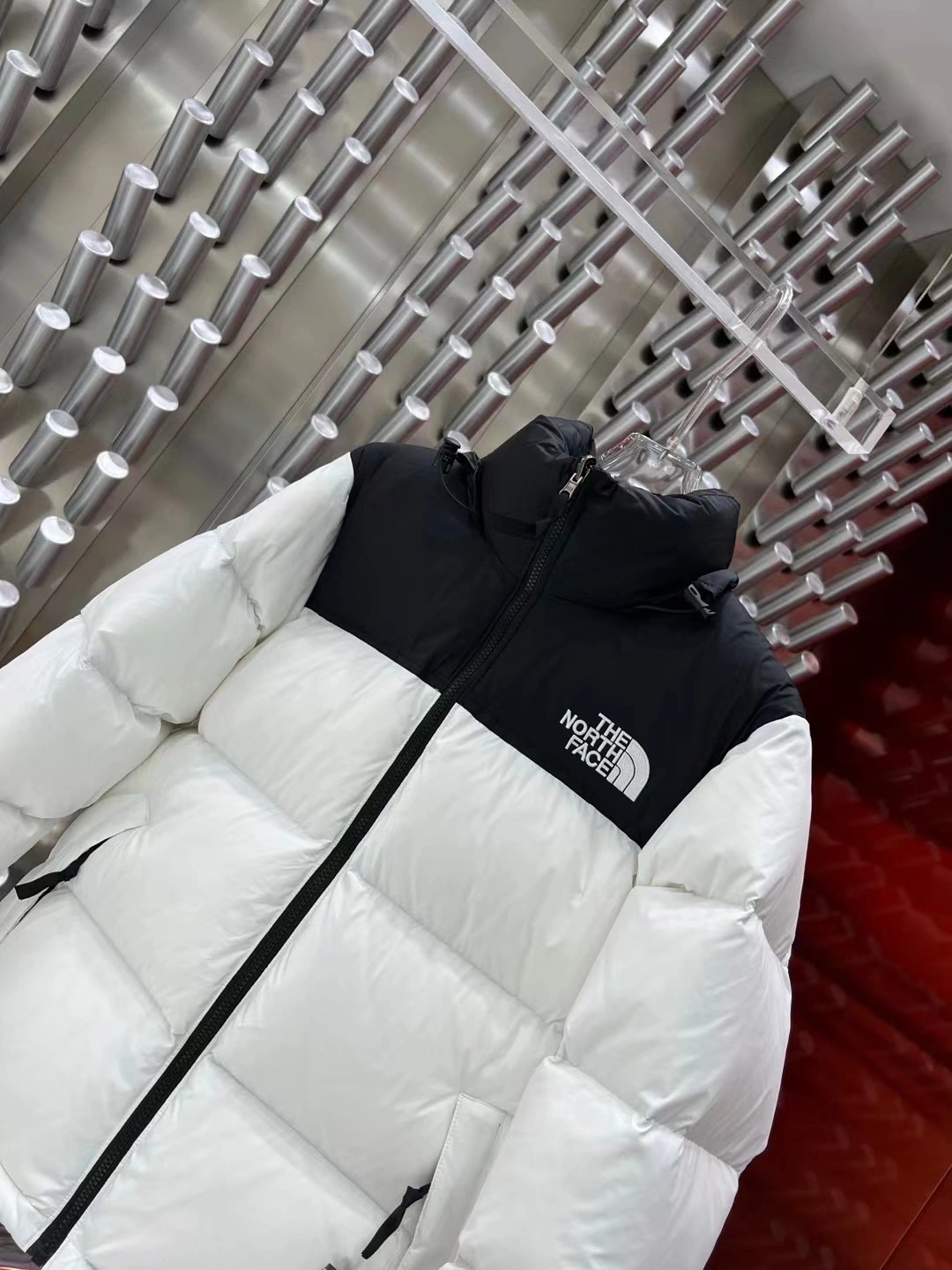 Popular The North Face Down Jackets 173176