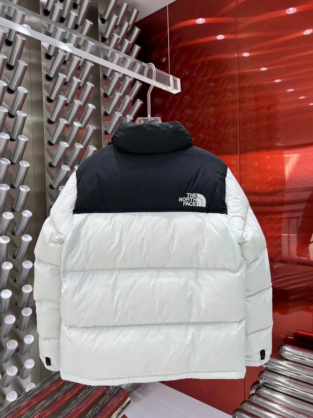 Popular The North Face Down Jackets 173176