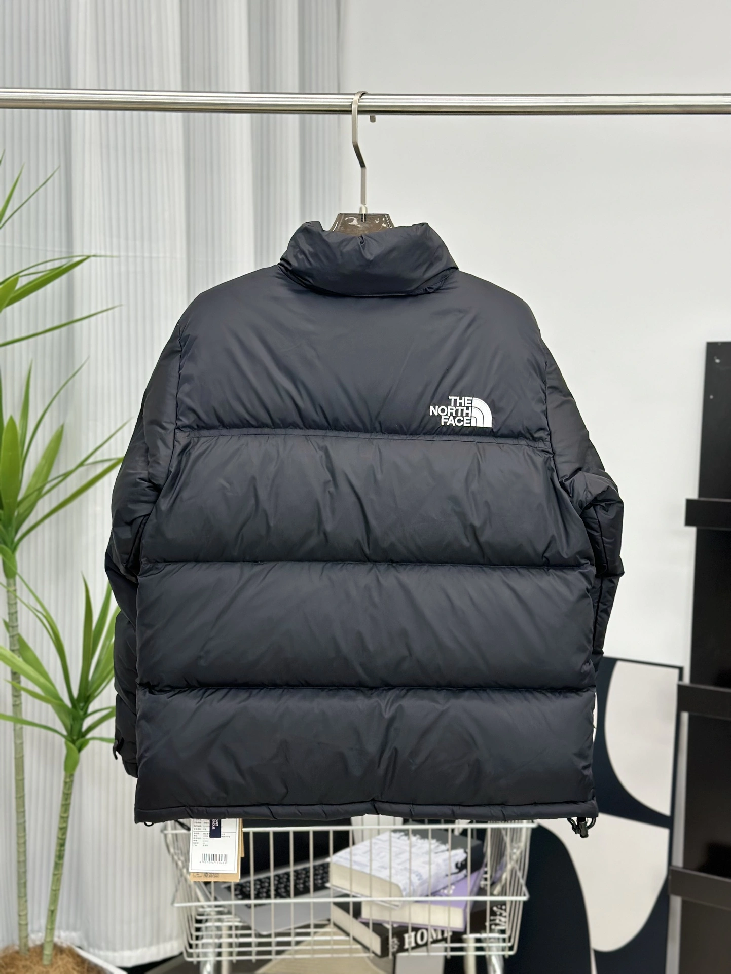 The North Face Down Jackets HighQuality 173190