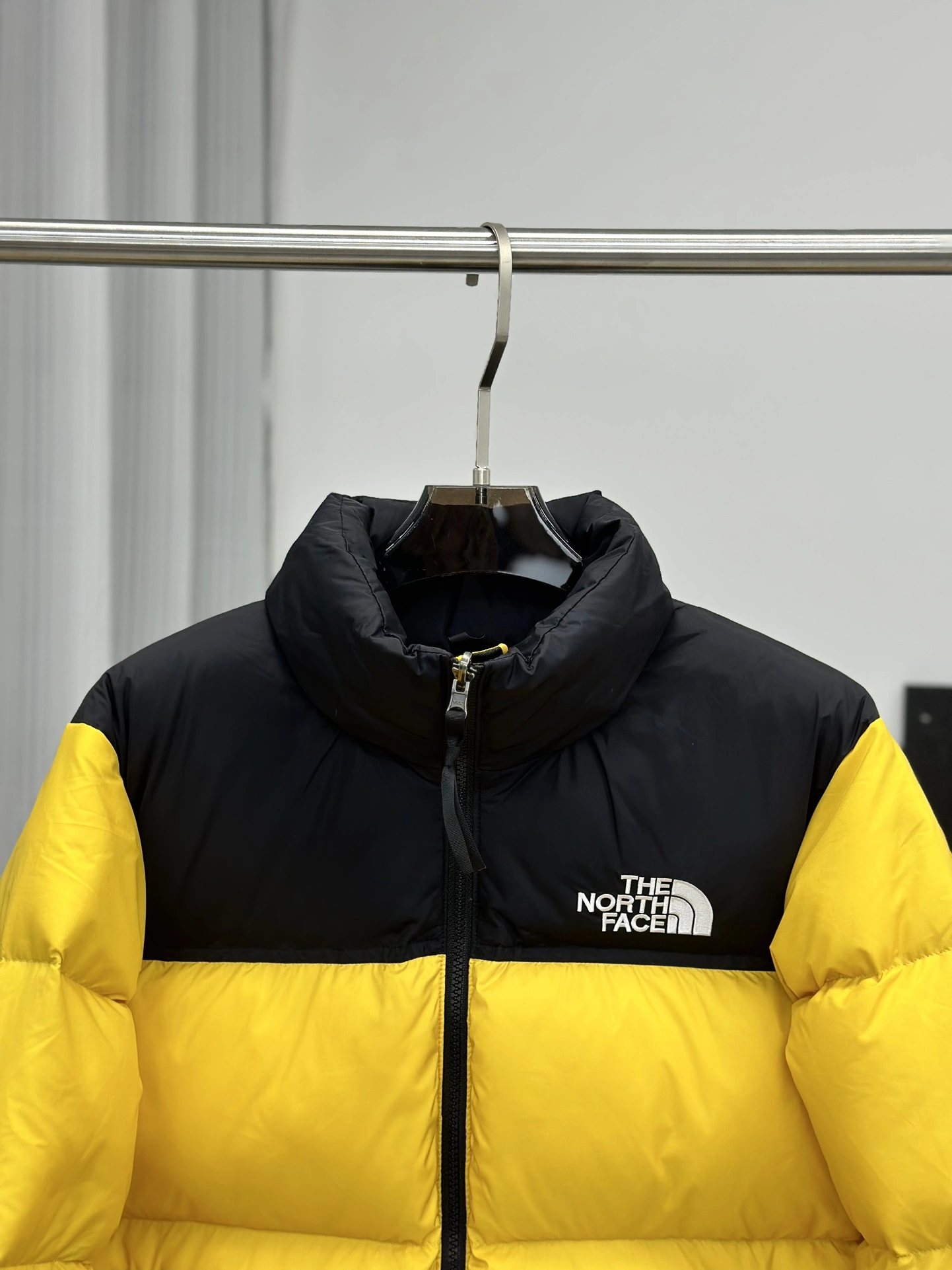 Versatile The North Face Down Jackets 173163