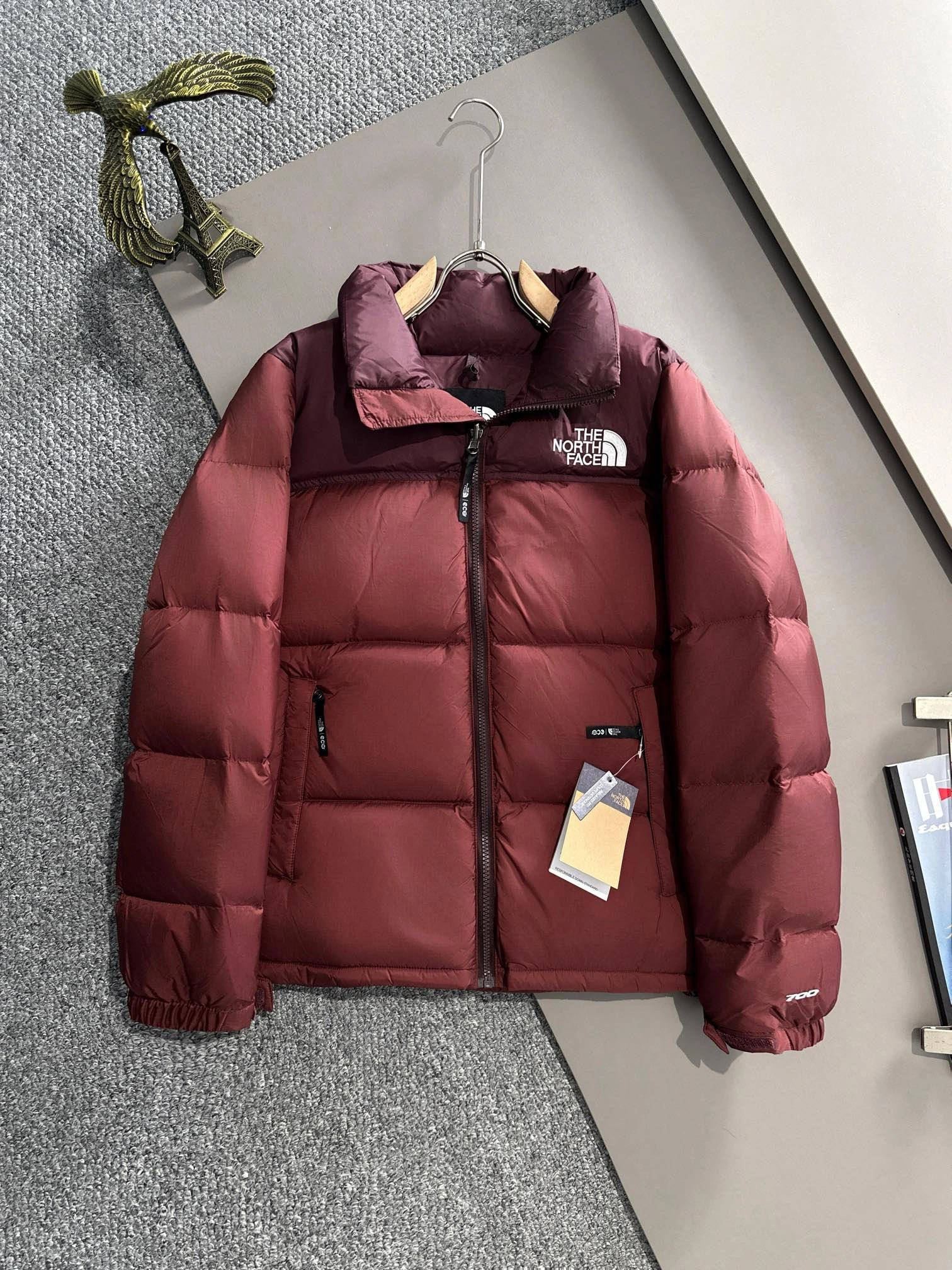Snug The North Face Down Jackets 173148
