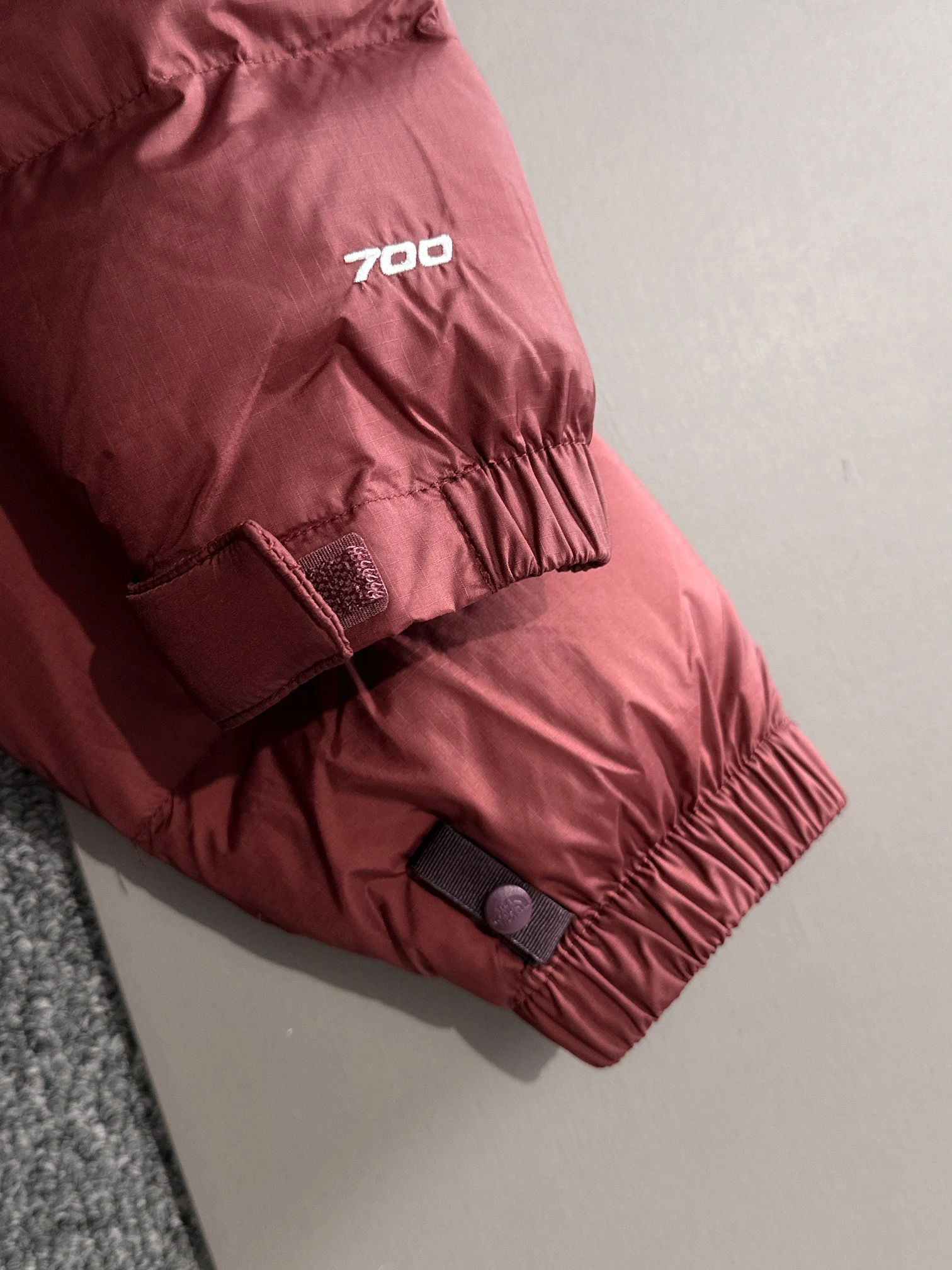 Snug The North Face Down Jackets 173148