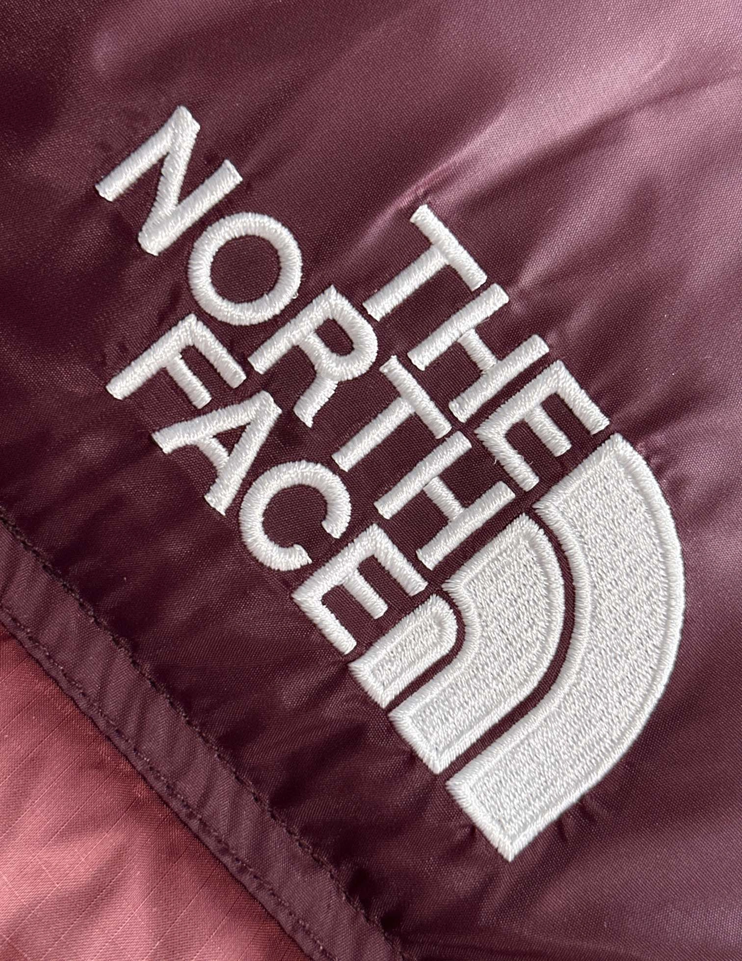 Snug The North Face Down Jackets 173148