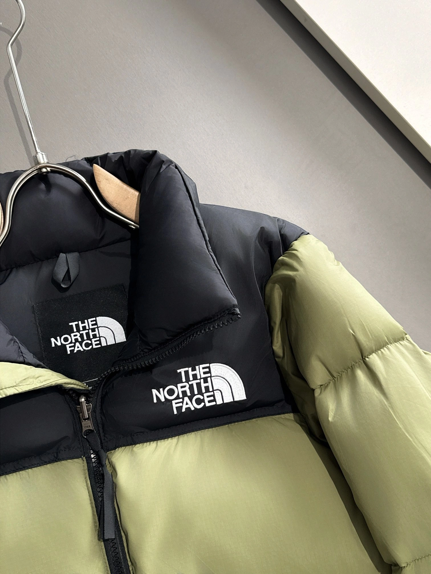 WellDesigned The North Face Down Jackets 173132