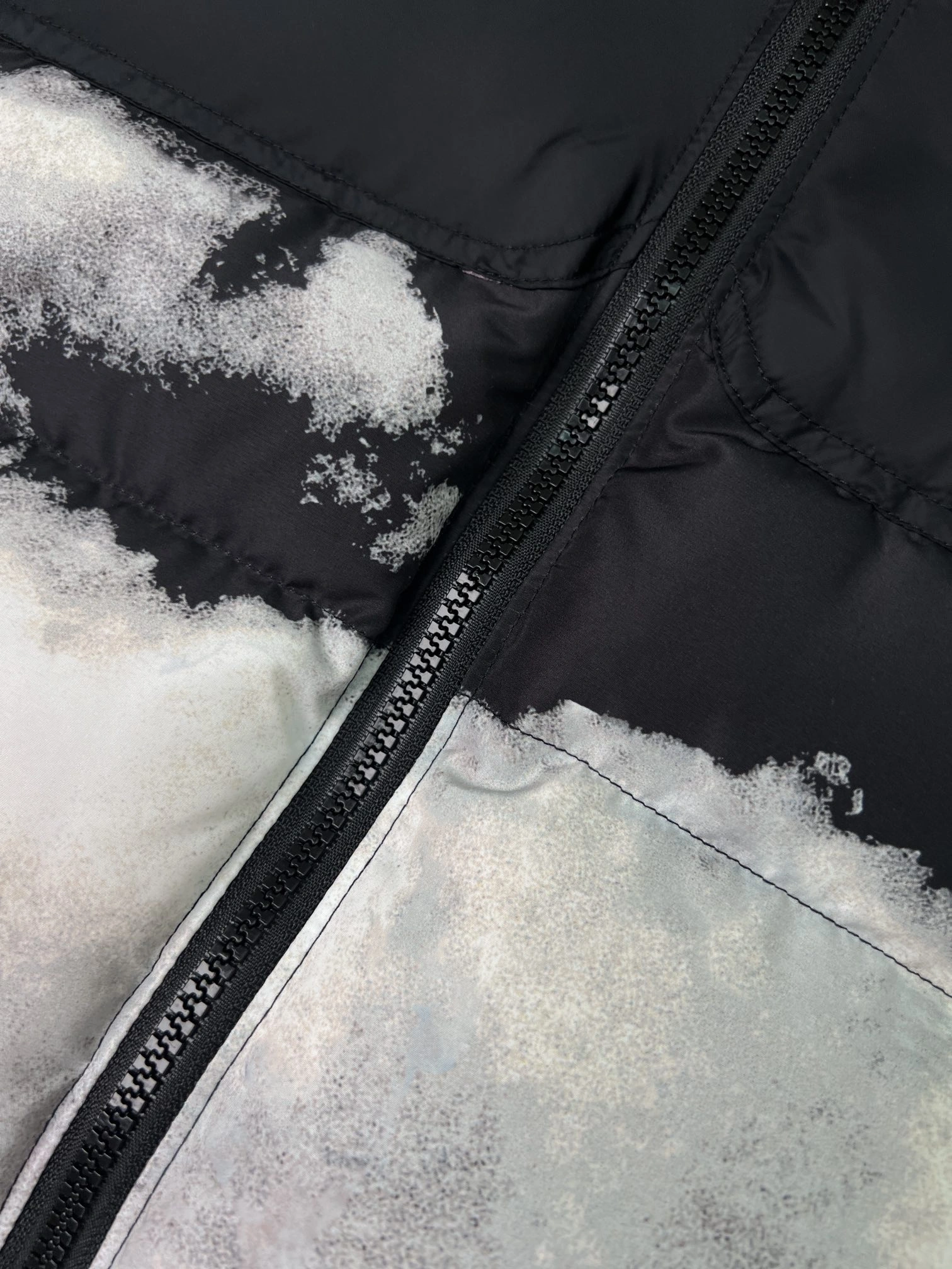 The North Face Down Jackets Bold 173076