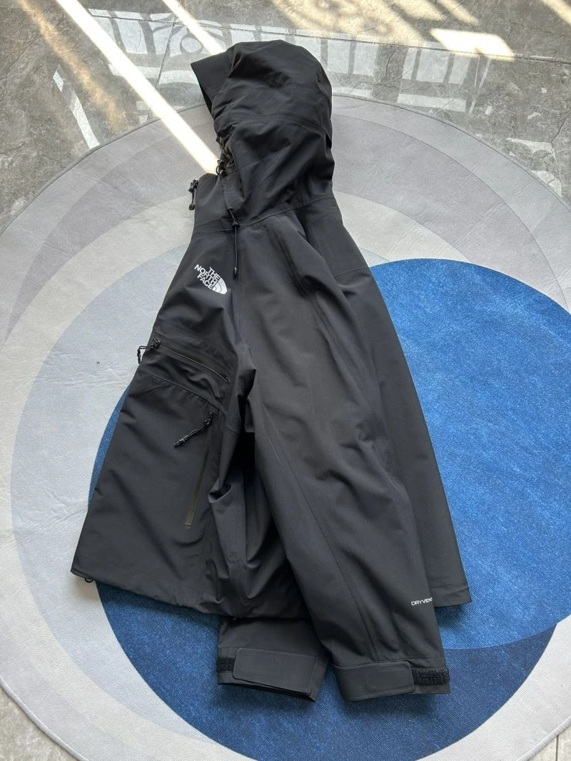 ZipUp The North Face Outwear 173047