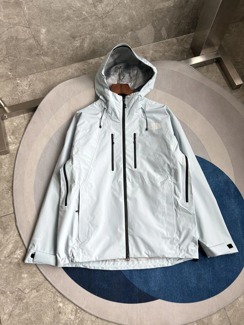 OdorResistant The North Face Outwear 173045