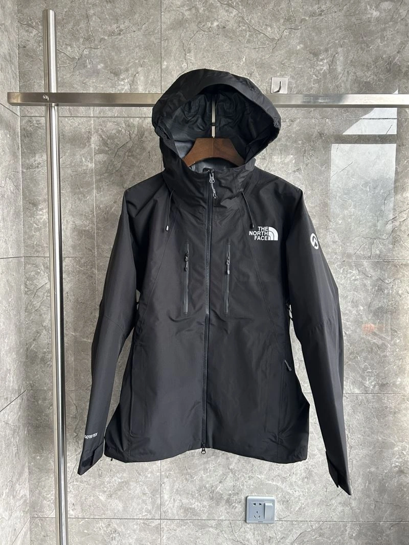 The North Face Outwear Trendy 173043