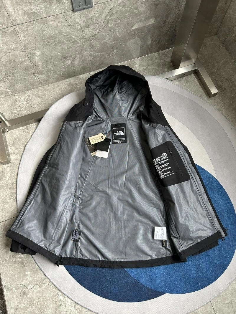 The North Face Outwear Trendy 173043