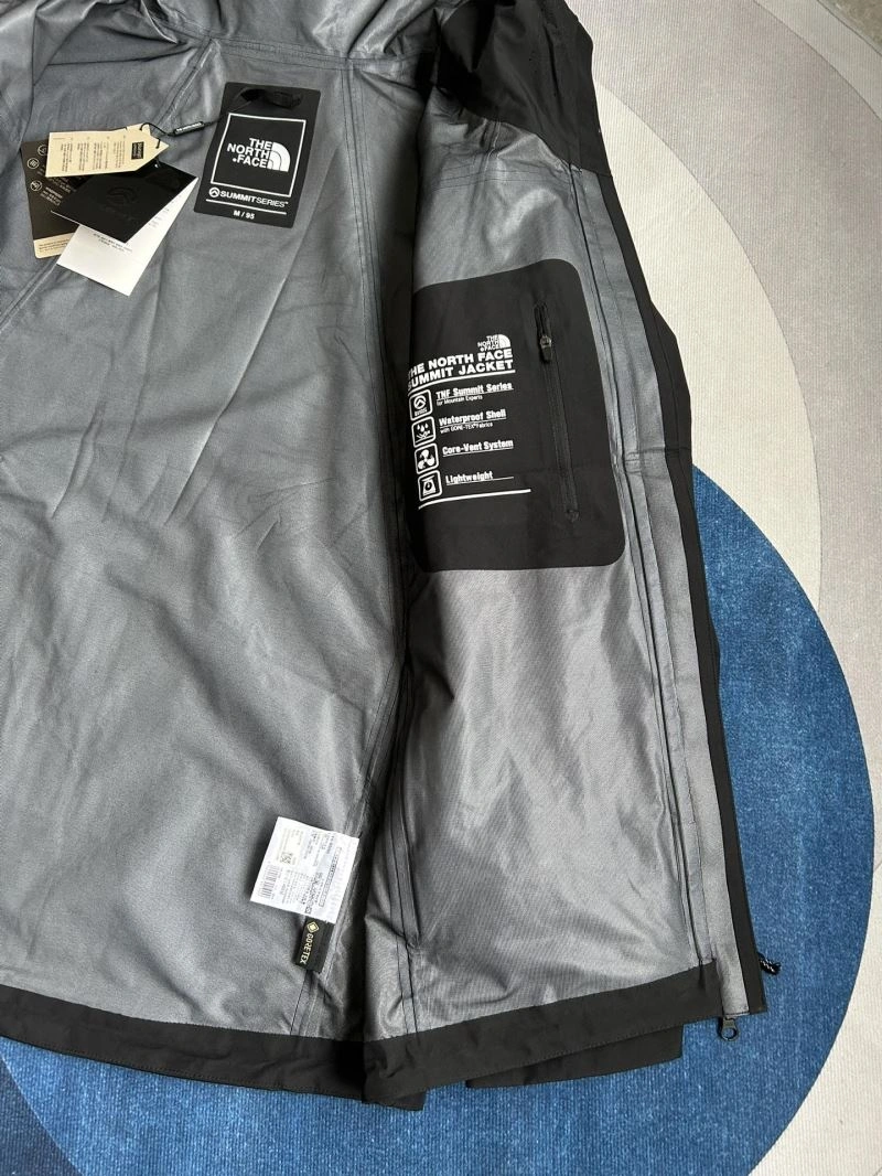 The North Face Outwear Trendy 173043