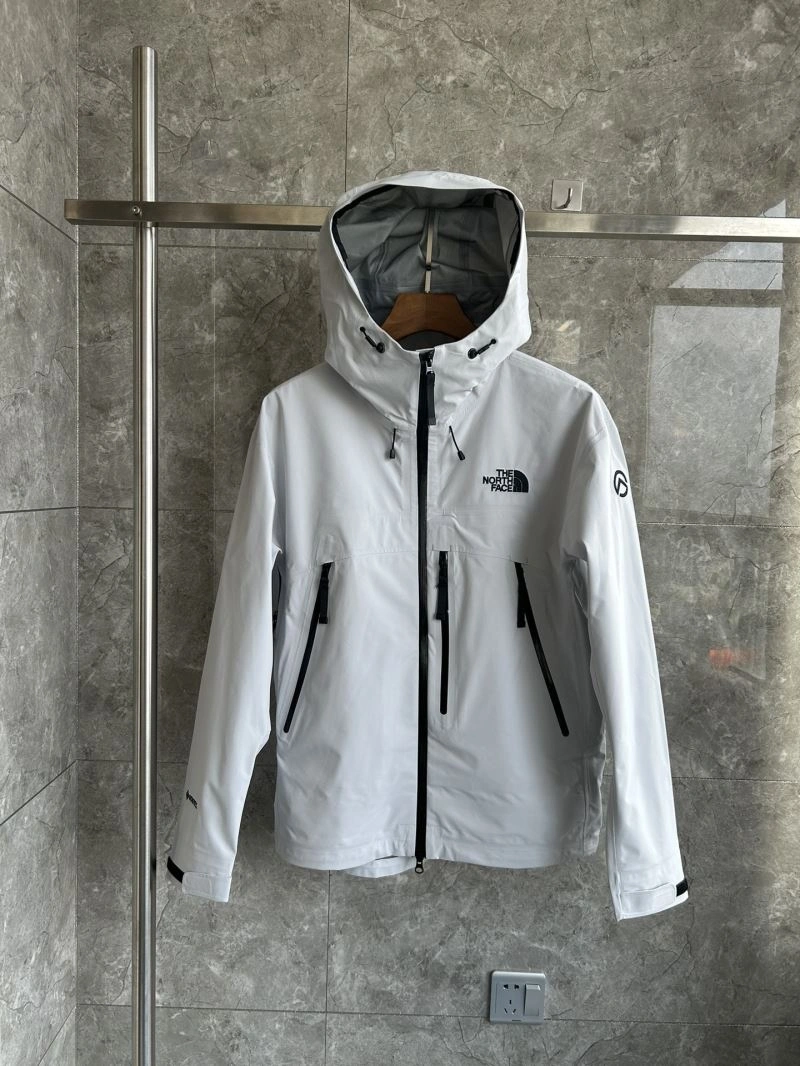 FashionForward The North Face Outwear 173039