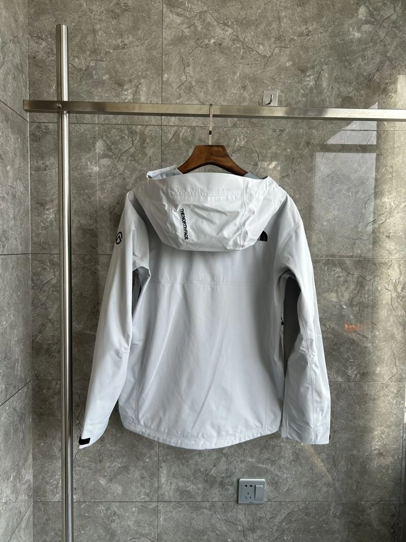 FashionForward The North Face Outwear 173039