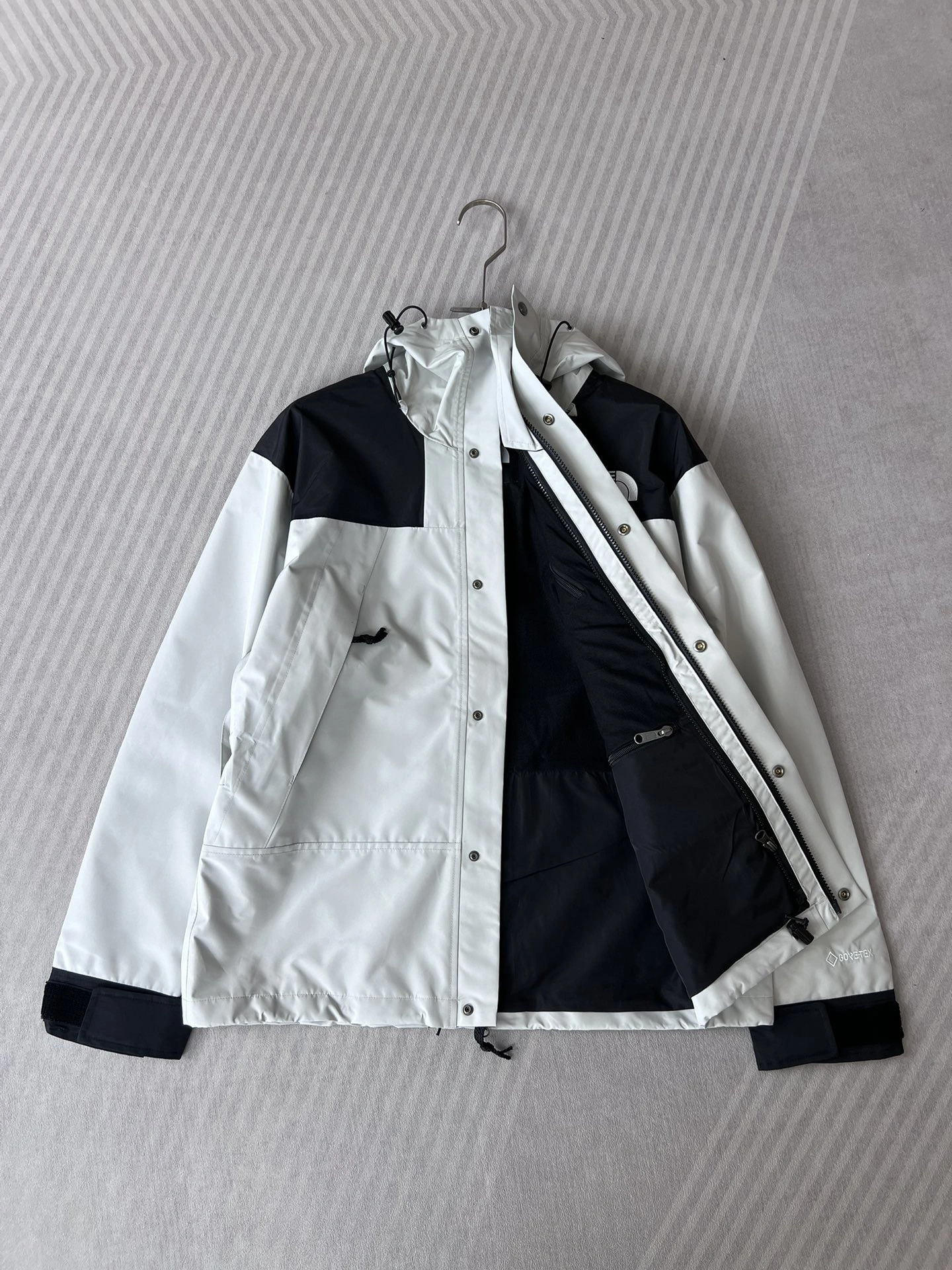 The North Face Outwear UrbanChic 173130