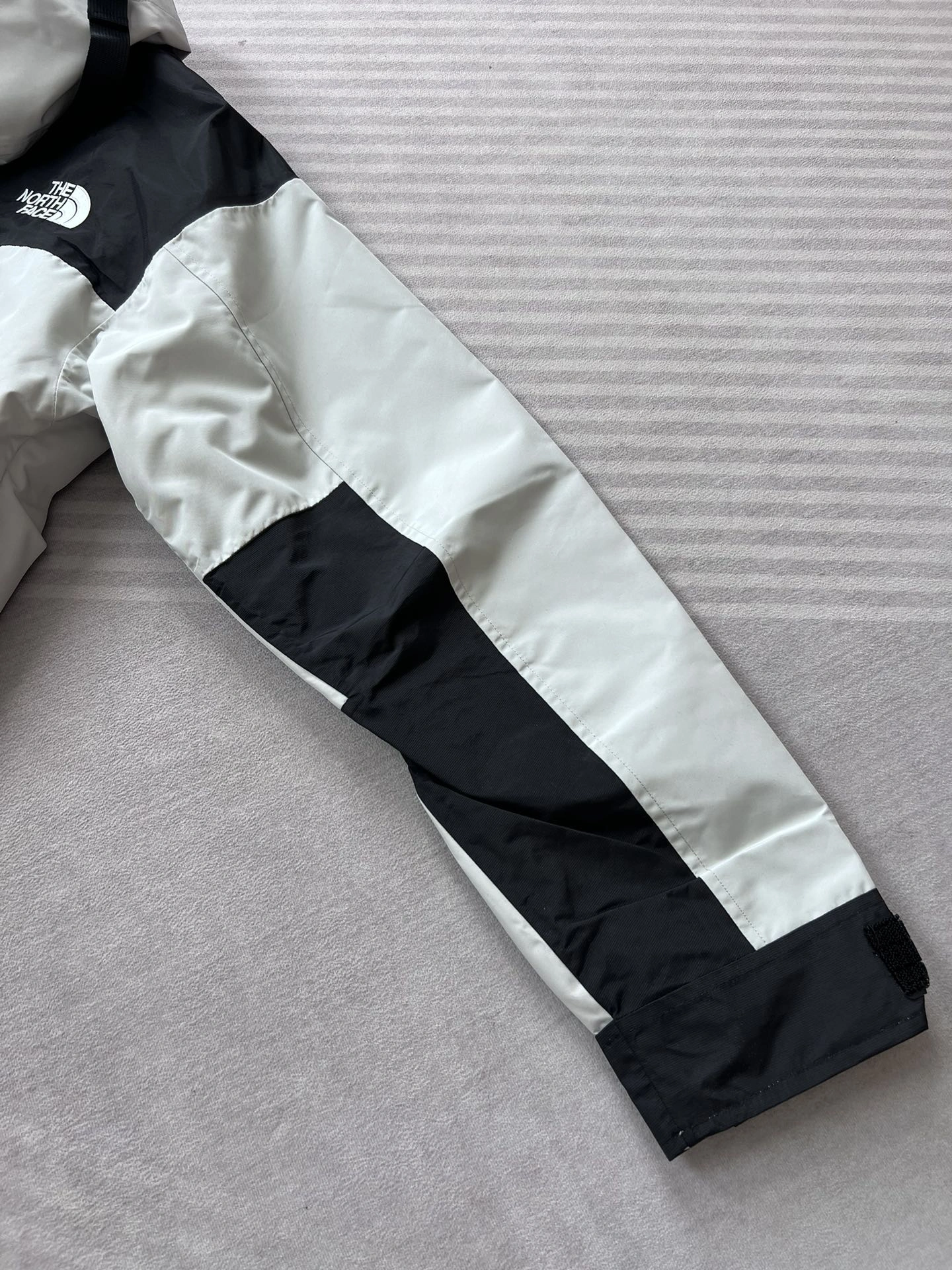 The North Face Outwear UrbanChic 173130