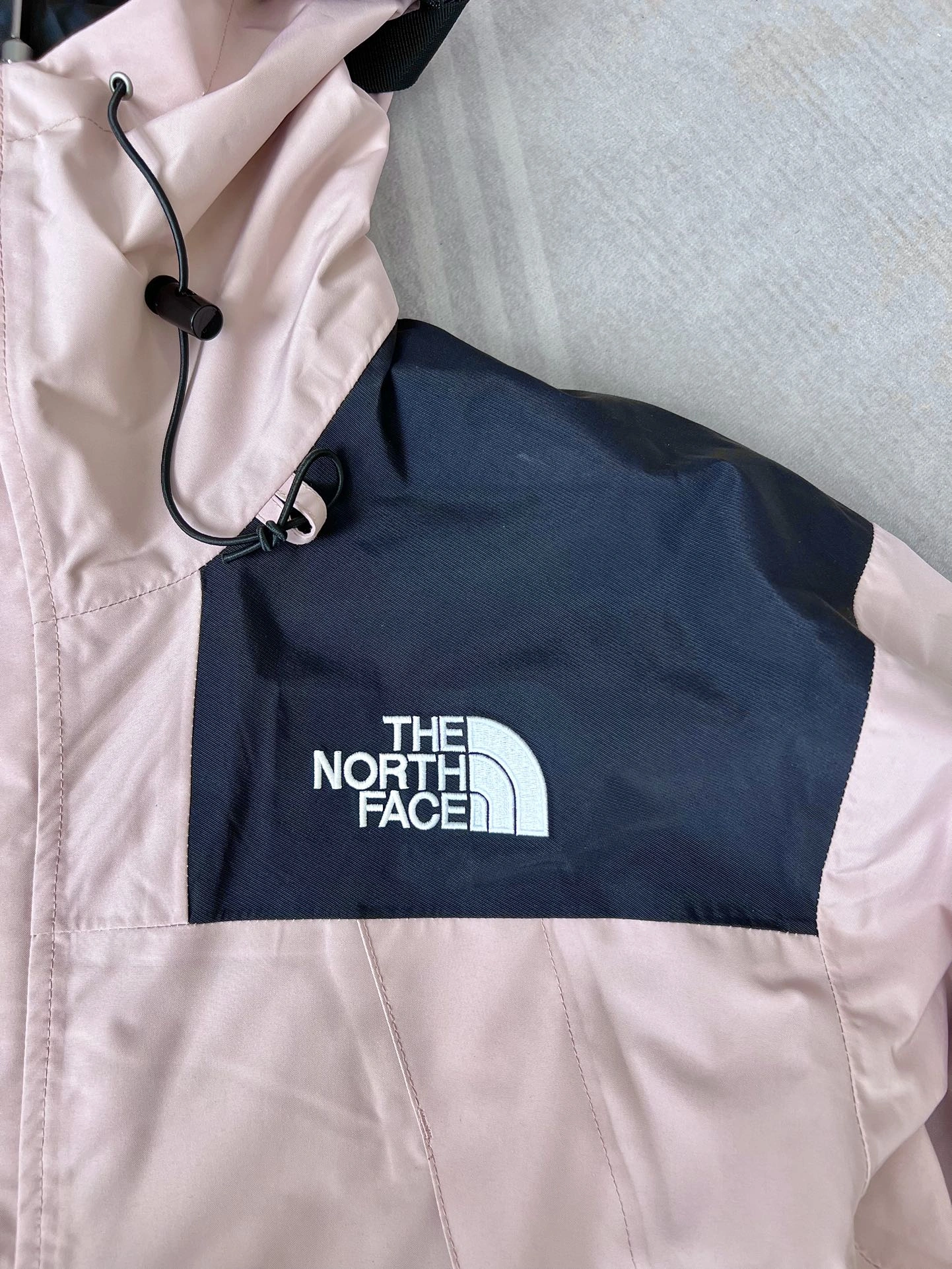 Modern The North Face Outwear 173120
