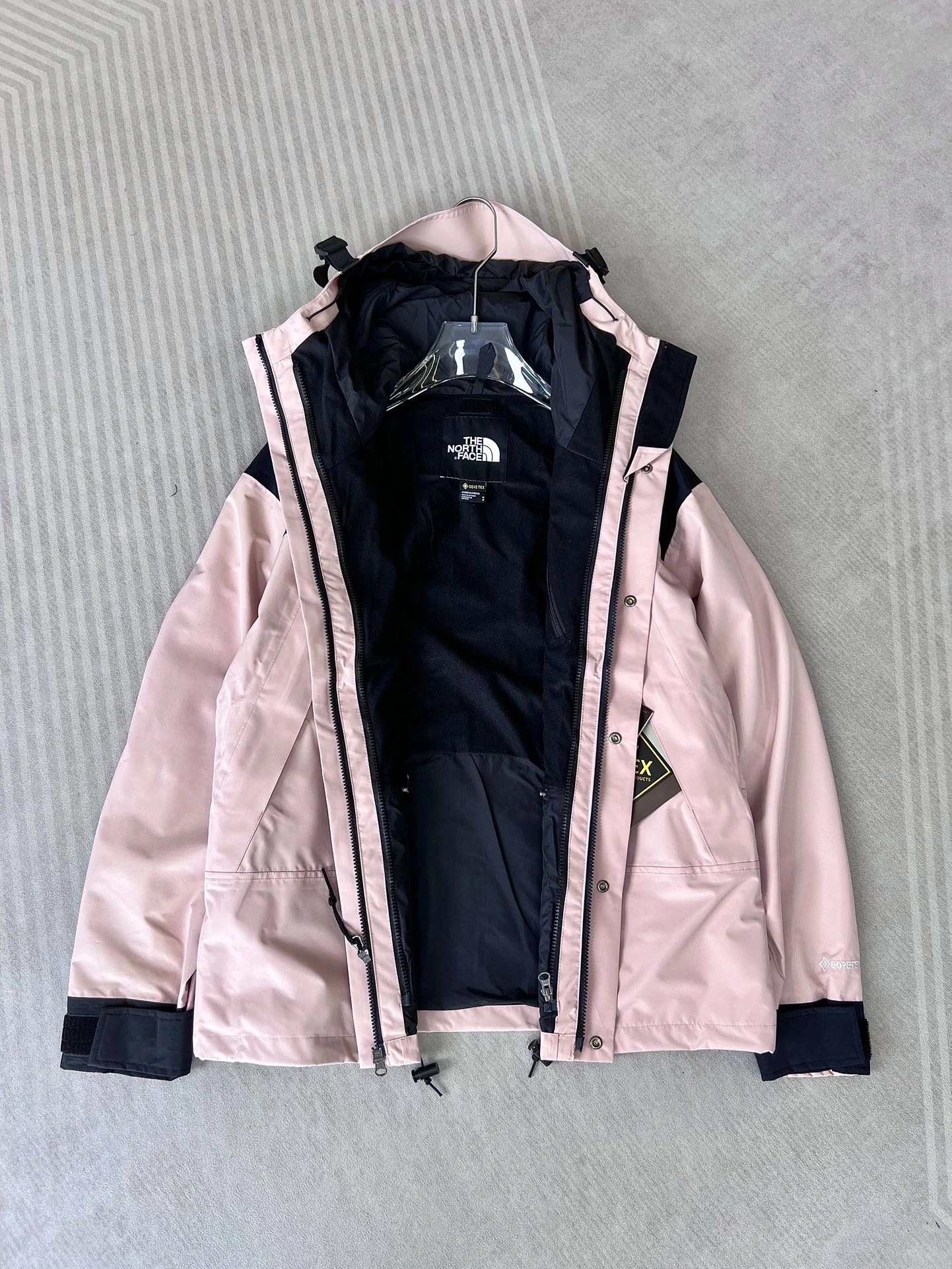 Modern The North Face Outwear 173120