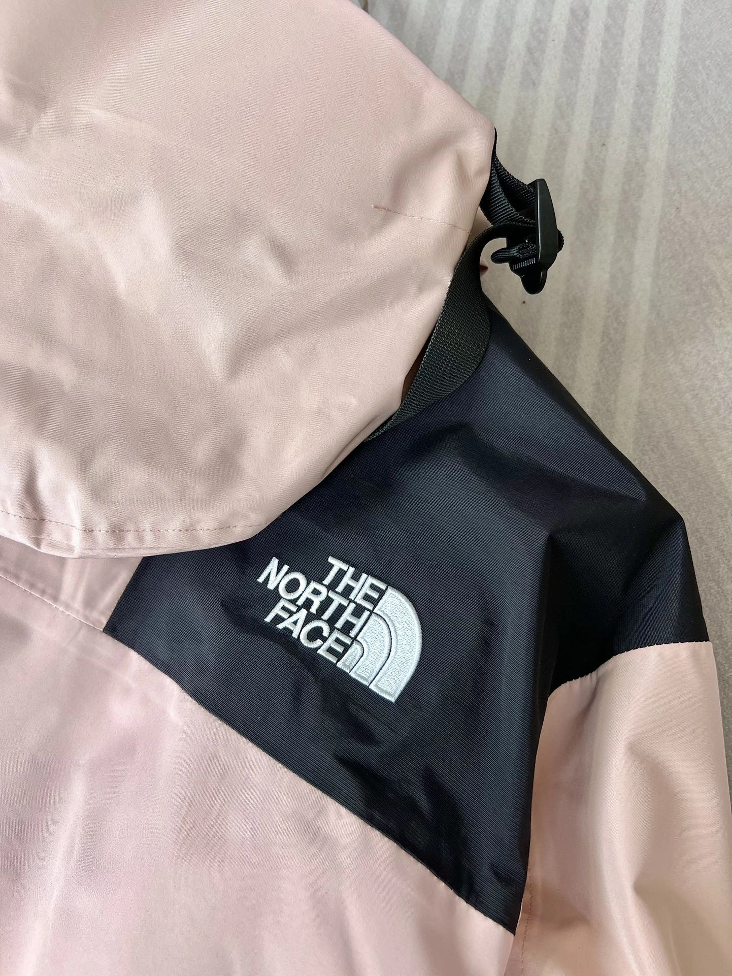 Modern The North Face Outwear 173120