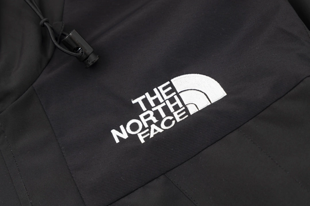 Durable The North Face Outwear 173178