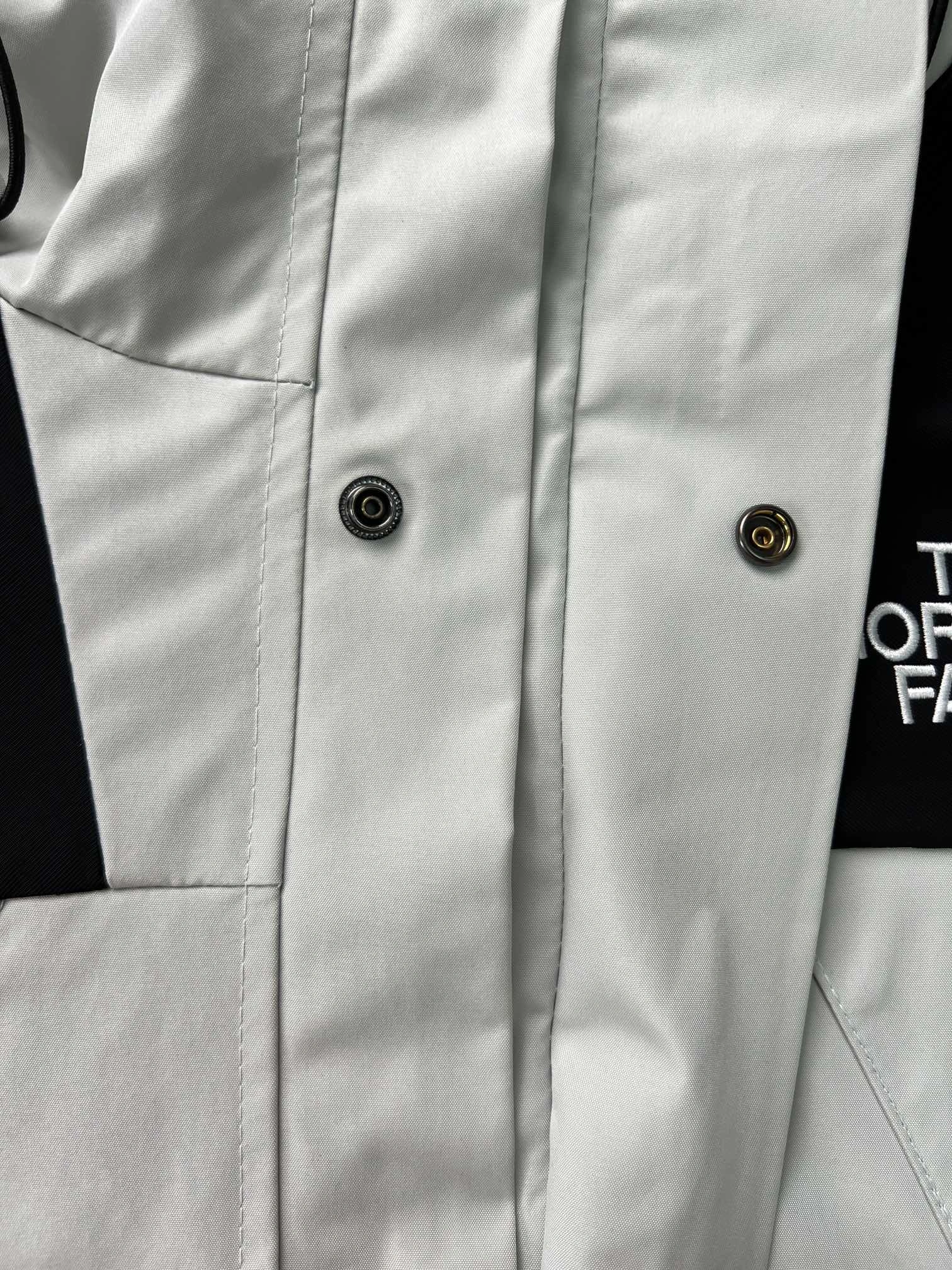 The North Face Outwear Breathable 173066