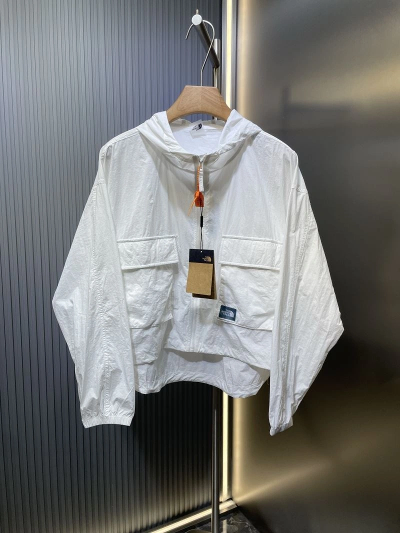 Sustainable The North Face Outwear 173022