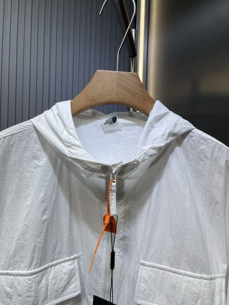 Sustainable The North Face Outwear 173022