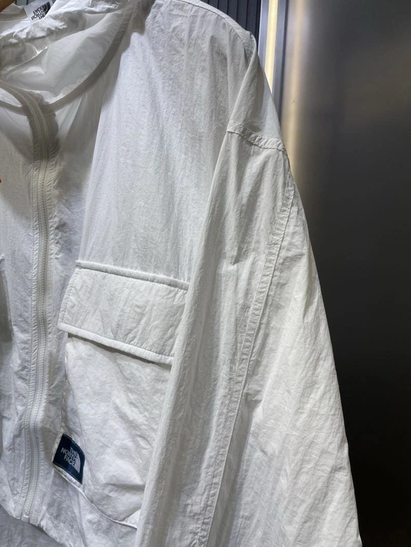 Sustainable The North Face Outwear 173022