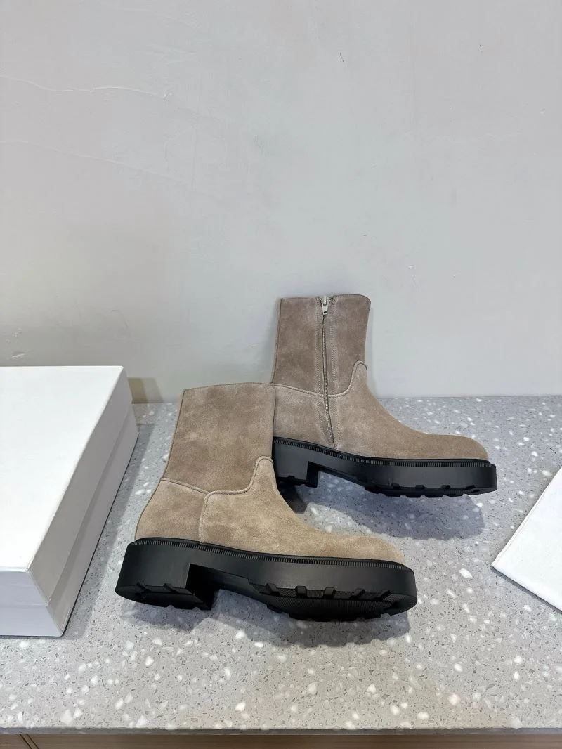 Comfortable The Row Boots 7212