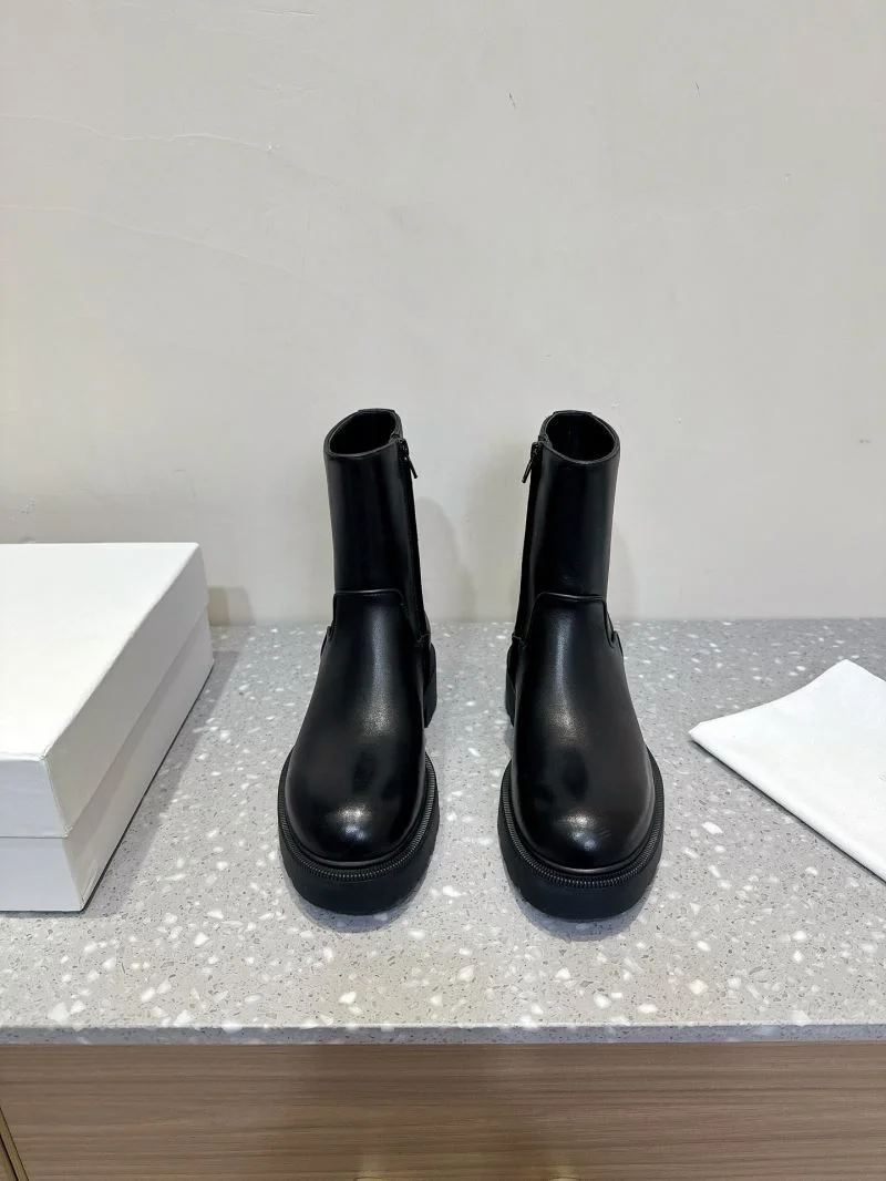 HighPerformance The Row Boots 7225