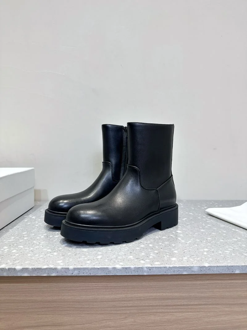 HighPerformance The Row Boots 7225