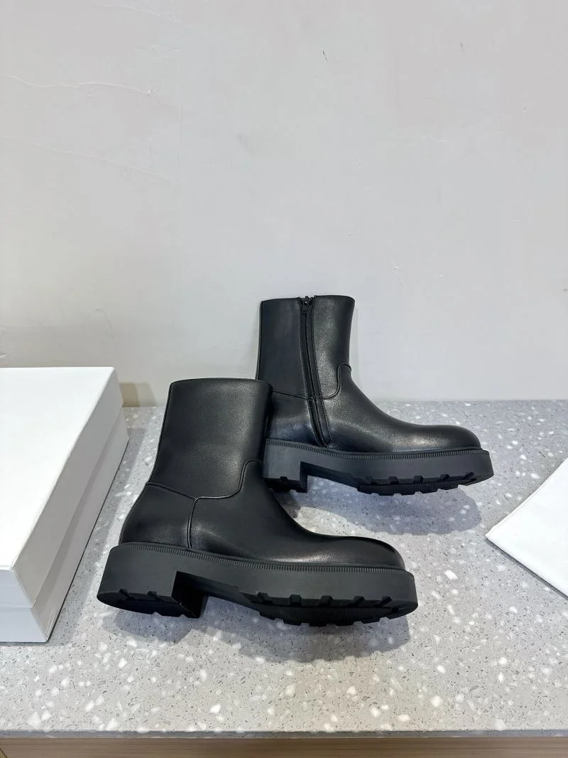 HighPerformance The Row Boots 7225