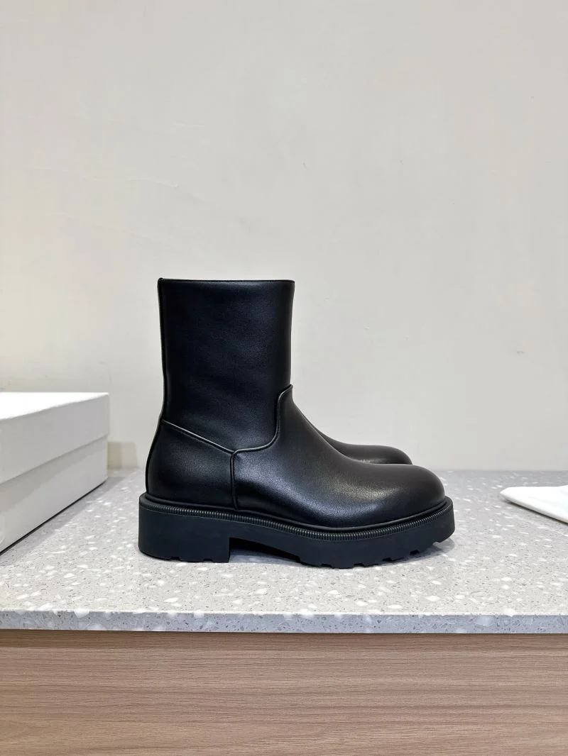 HighPerformance The Row Boots 7225