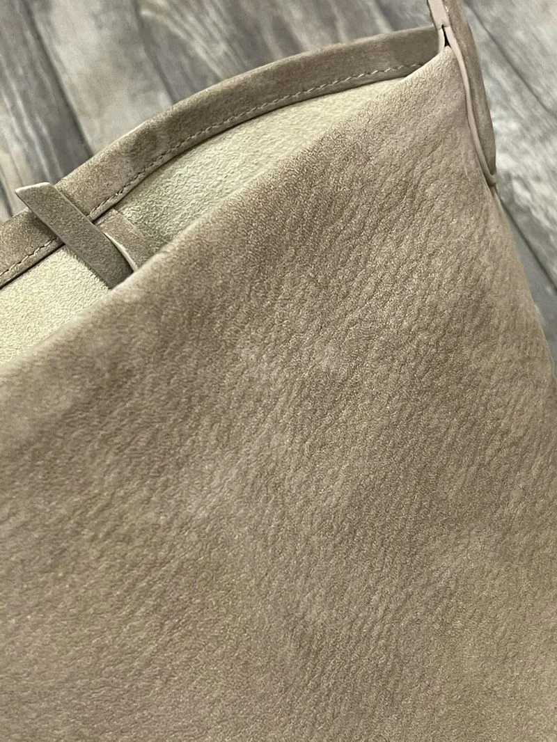 EasyMatch The Row Bucket Bags 45605