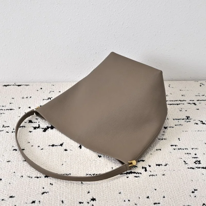 WellDesigned The Row Bucket Bags 45600