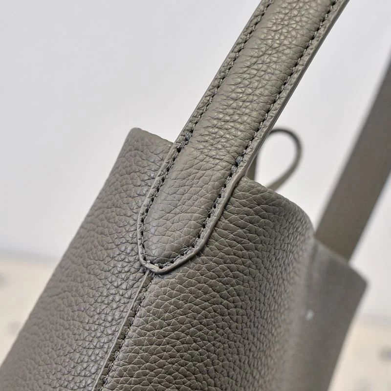 TravelReady The Row Bucket Bags 45617