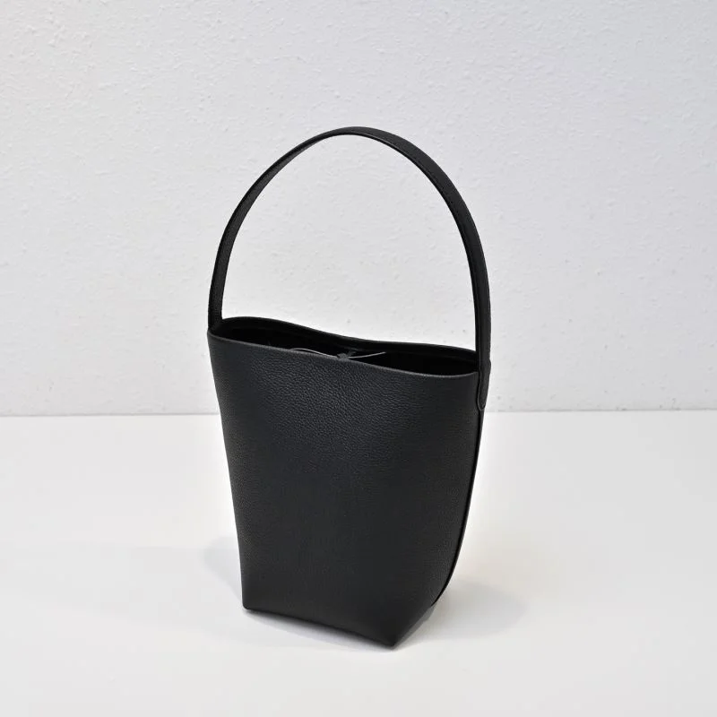 Unisex The Row Bucket Bags 45427
