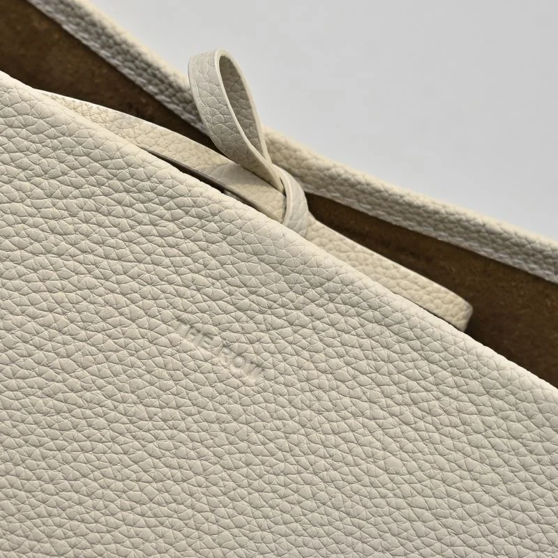 WellDesigned The Row Bucket Bags 45410