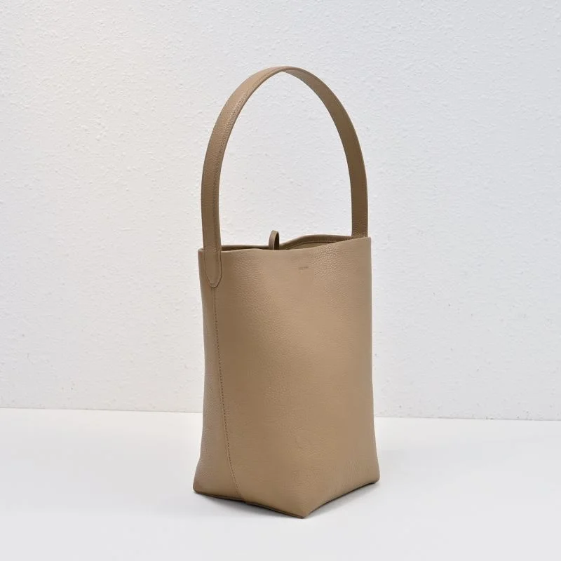 Thermal The Row Bucket Bags 45397