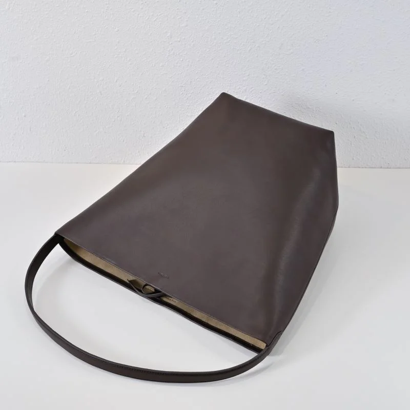 Thermal The Row Bucket Bags 45383