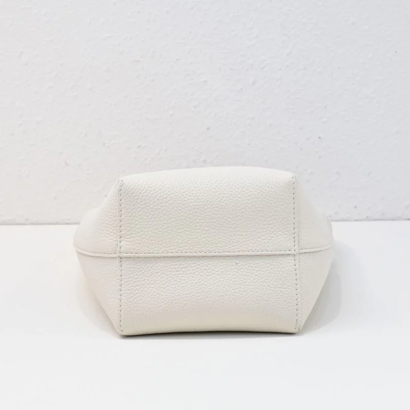 FreshLook The Row Bucket Bags 45380