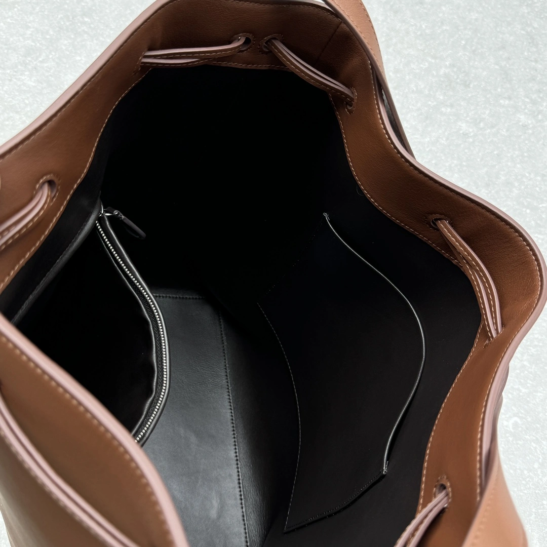 The Row Bucket Bags Trendsetting 69478