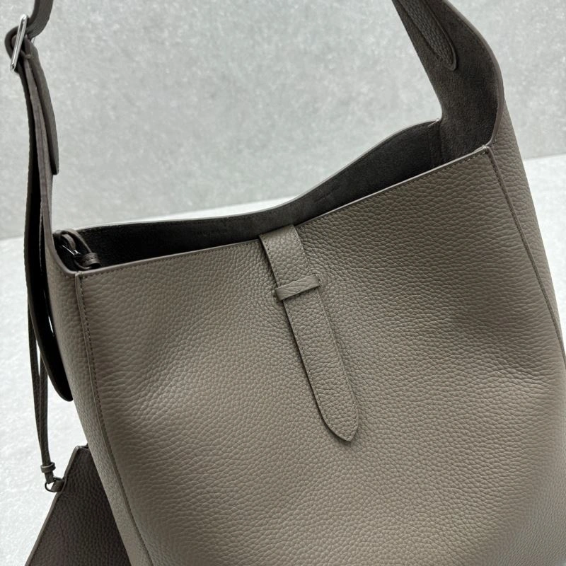 MultiPurpose The Row Bucket Bags 64236