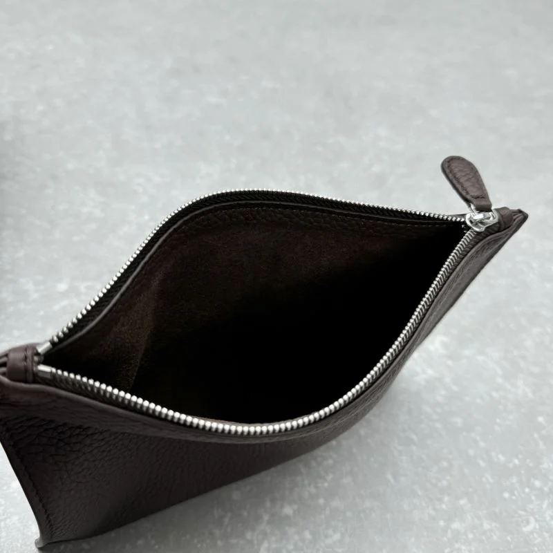 ModernLook The Row Bucket Bags 55604