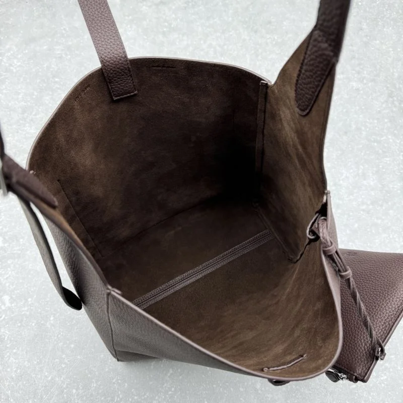 ModernLook The Row Bucket Bags 55604