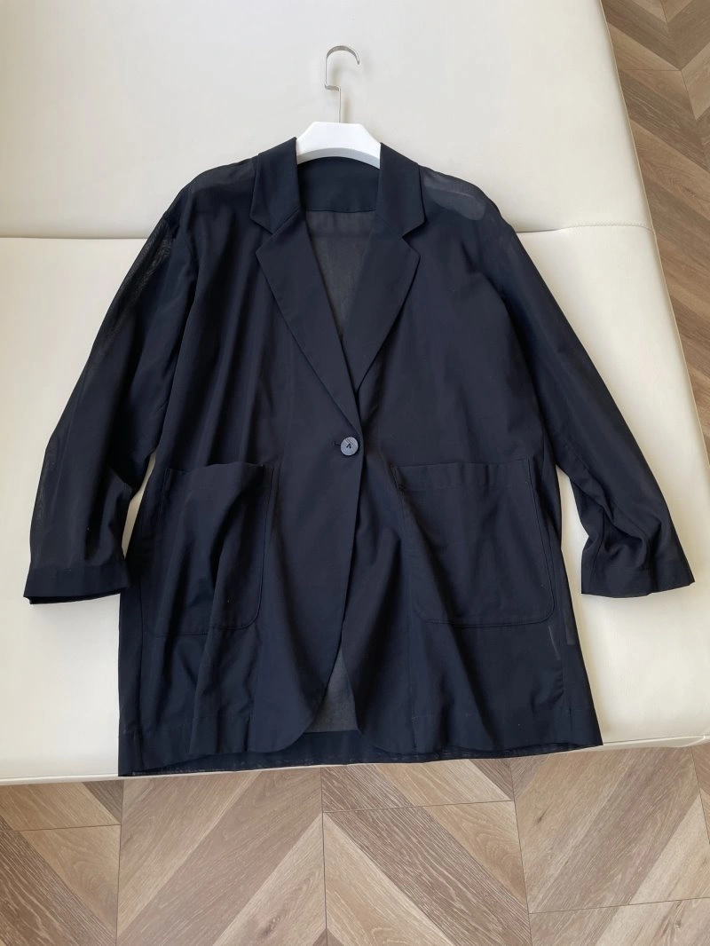 The Row Outwear WellDesigned 155889